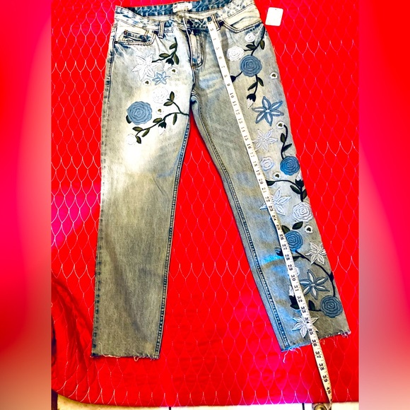 NWT! free People Floral Embroidery Jeans - Picture 6 of 7